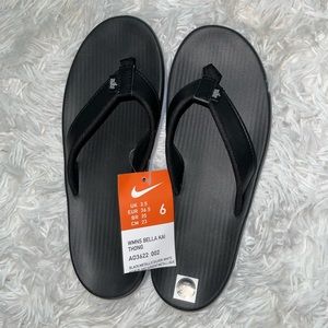 Women’s Nike Flip Flops